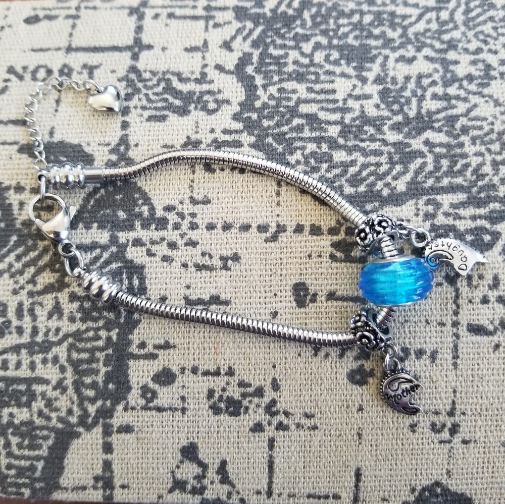 Mother daughter charm bracelet - Picture 4 of 8